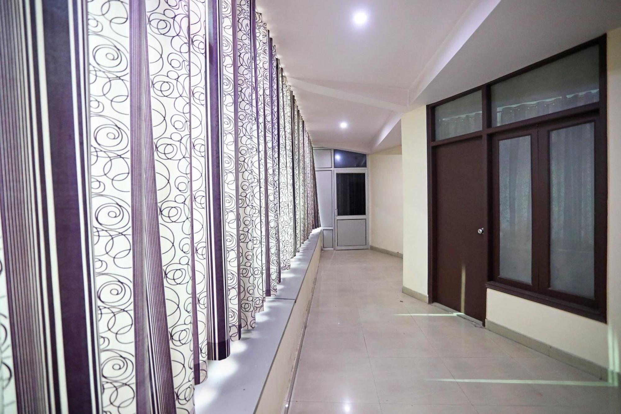 Hotel O Mahipalpur Inn 뉴델리 외부 사진