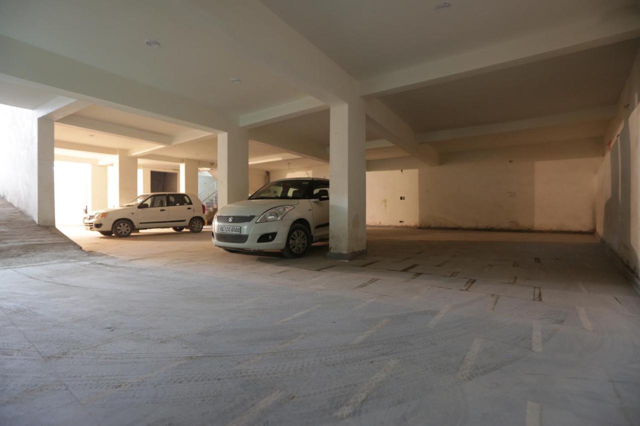 Hotel O Mahipalpur Inn 뉴델리 외부 사진