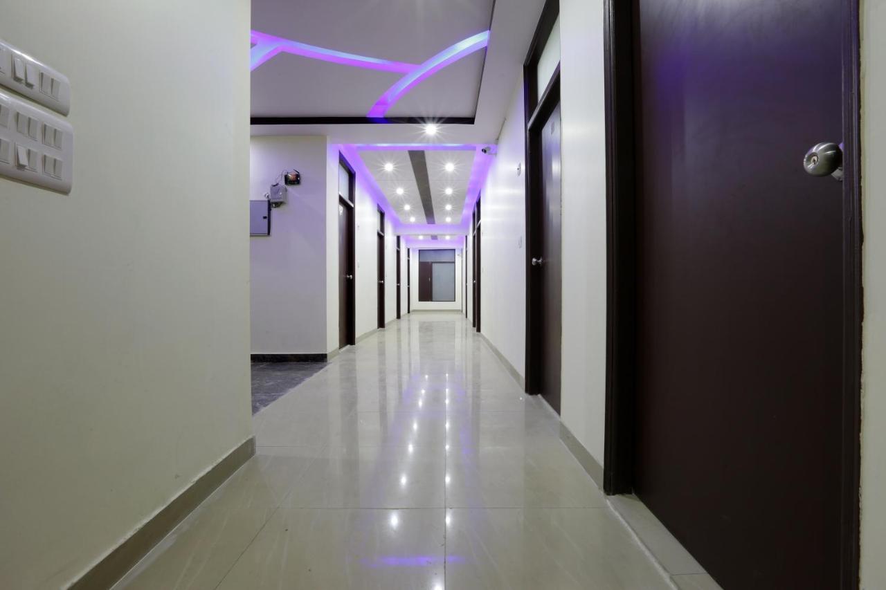 Hotel O Mahipalpur Inn 뉴델리 외부 사진