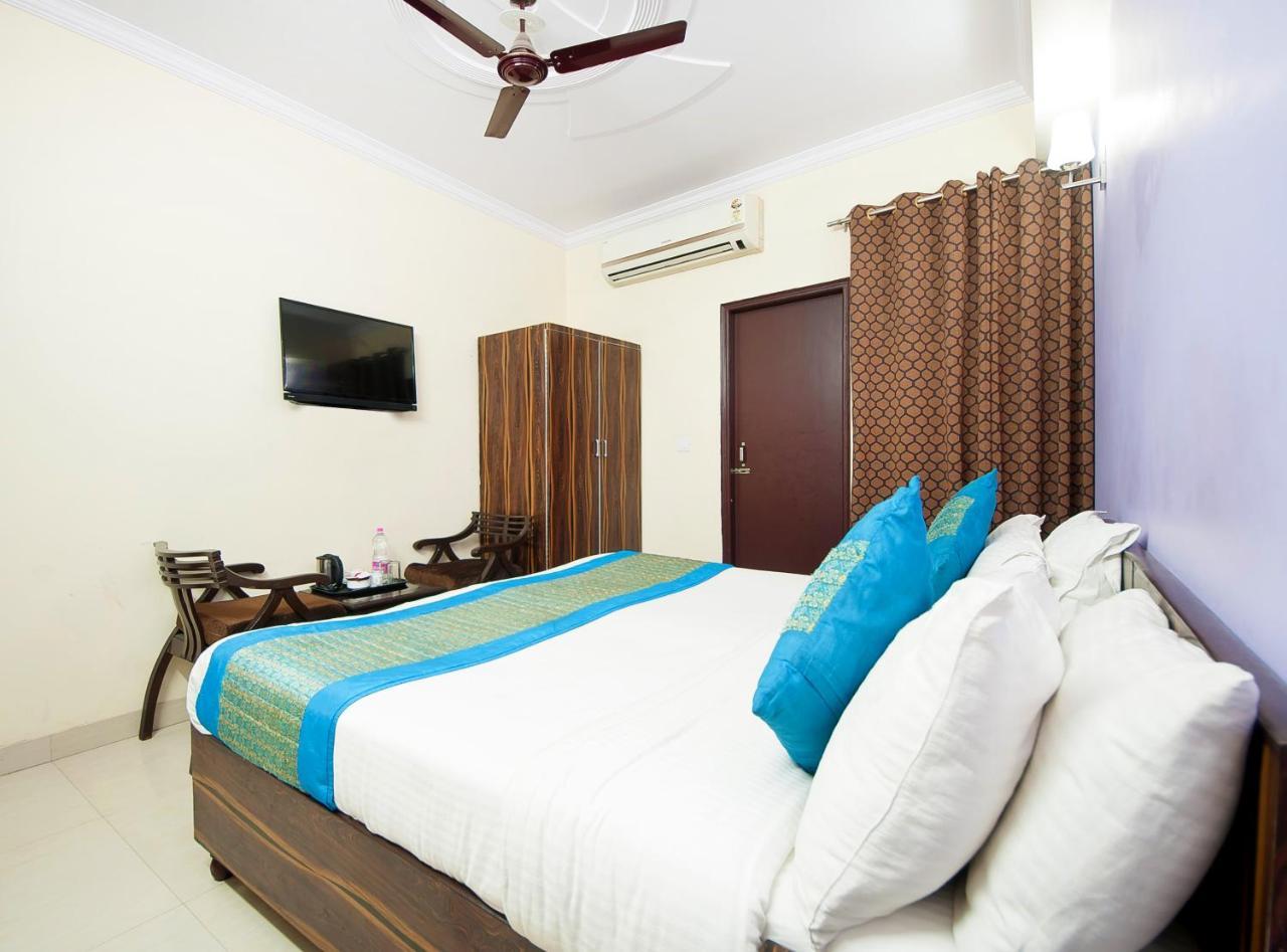 Hotel O Mahipalpur Inn 뉴델리 외부 사진