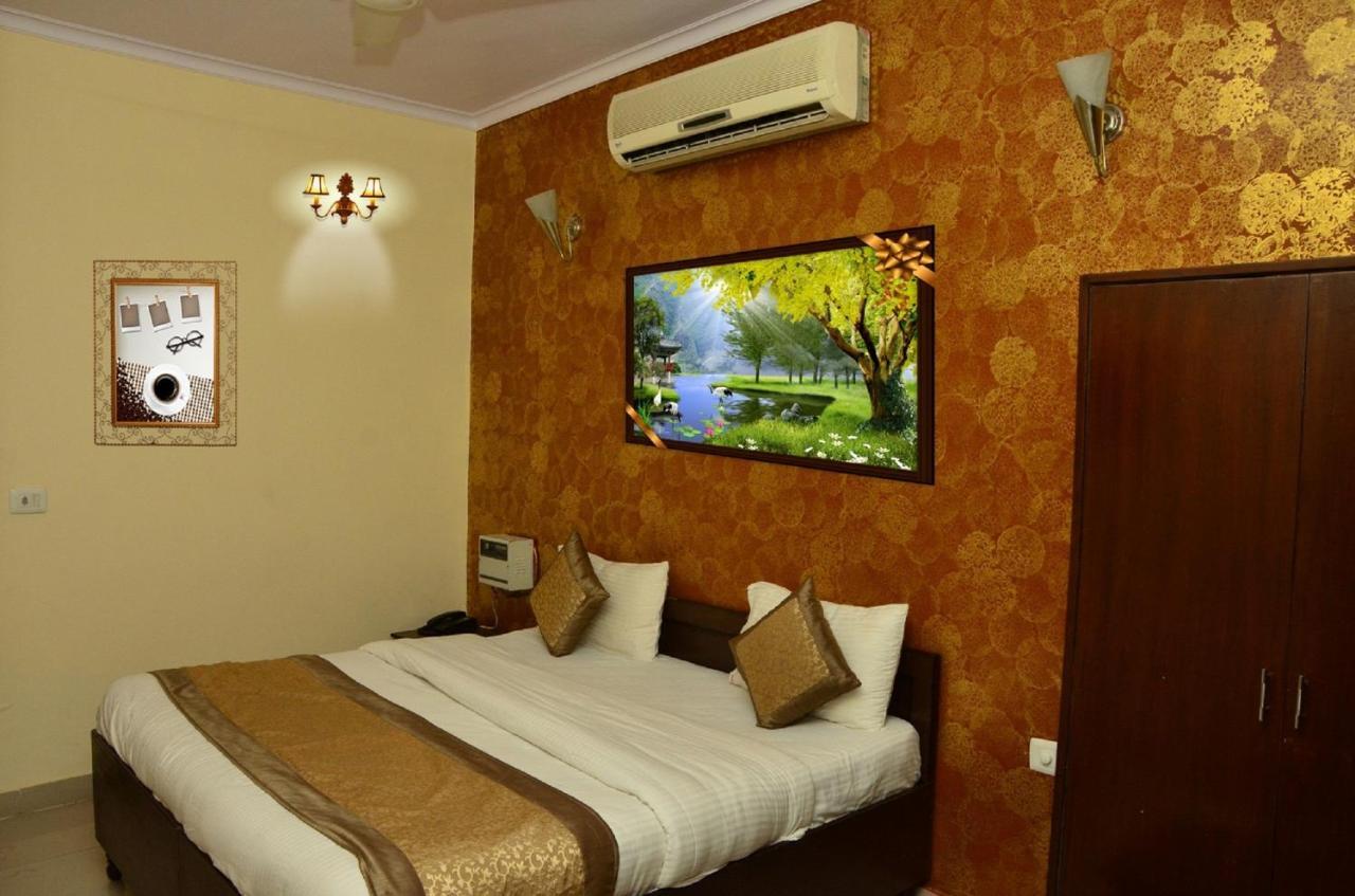 Hotel O Mahipalpur Inn 뉴델리 외부 사진
